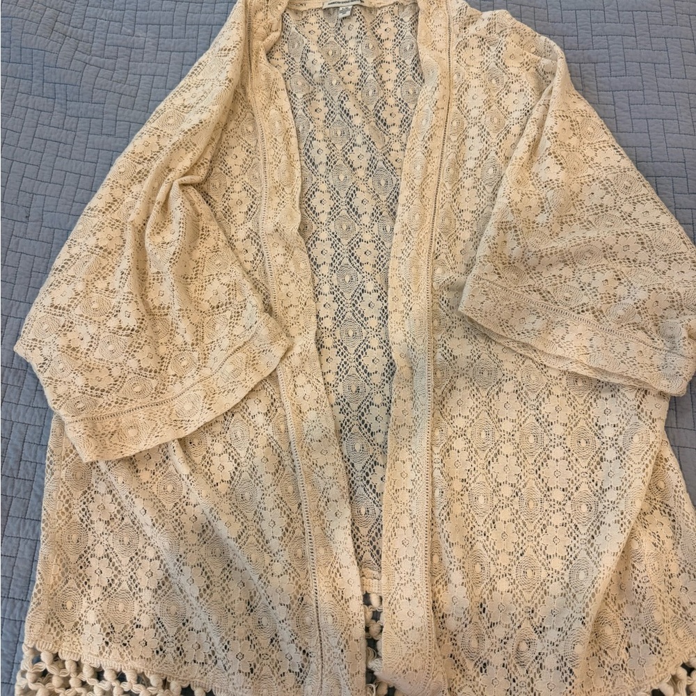 American Eagle Cream Lace Cardigan Lightweight Layer Boho Style Size L/XL